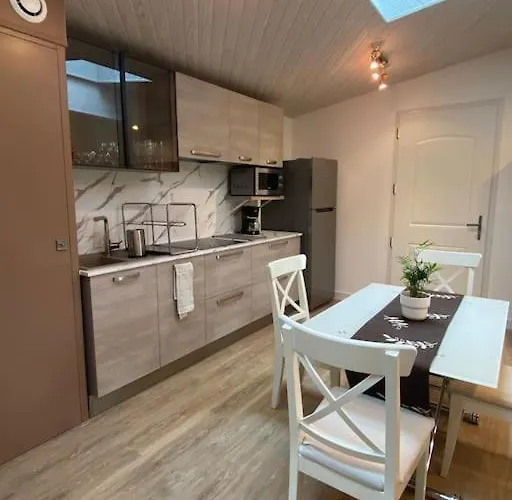 Daire Chez Pascal Sissi -au Coeur De Vignes, Parking Free